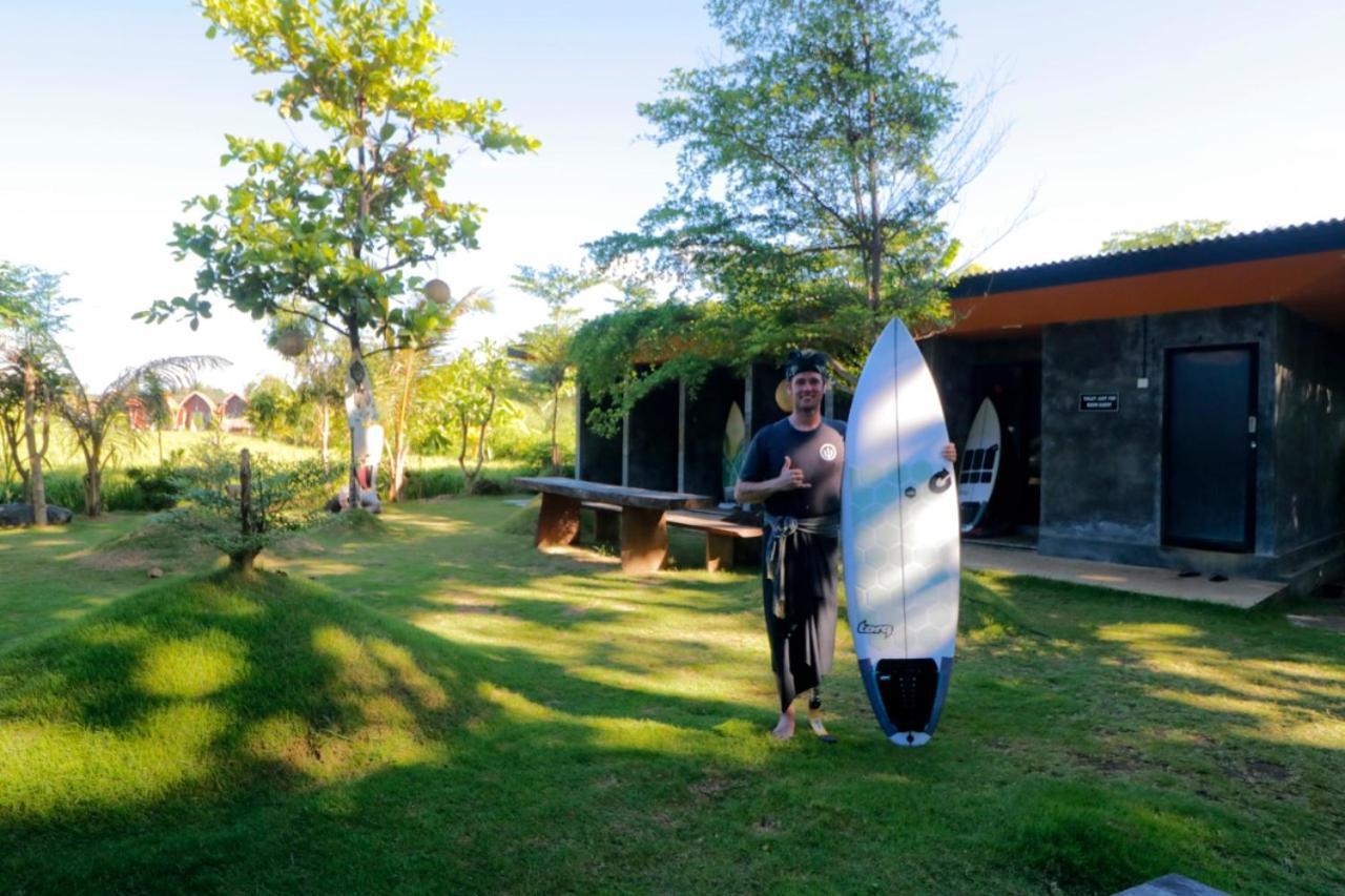 Keramas Surf Camp Hotel ภายนอก รูปภาพ