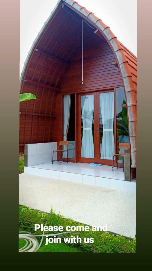 Keramas Surf Camp Hotel ภายนอก รูปภาพ